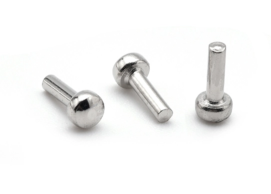 Micro Perno Stub a Freddo con Testa Rotonda