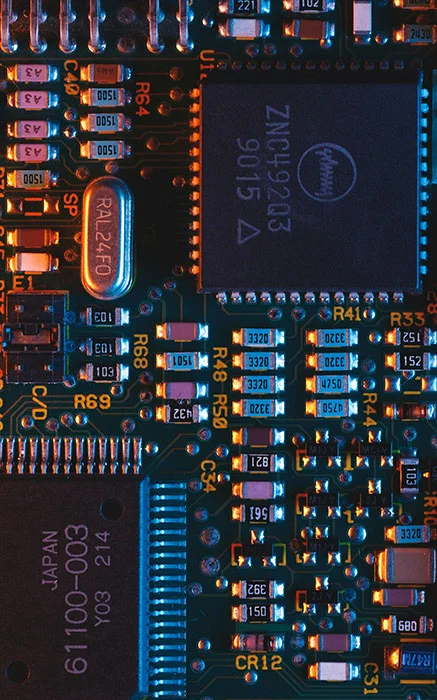 Fissaggi per apparecchiature elettroniche